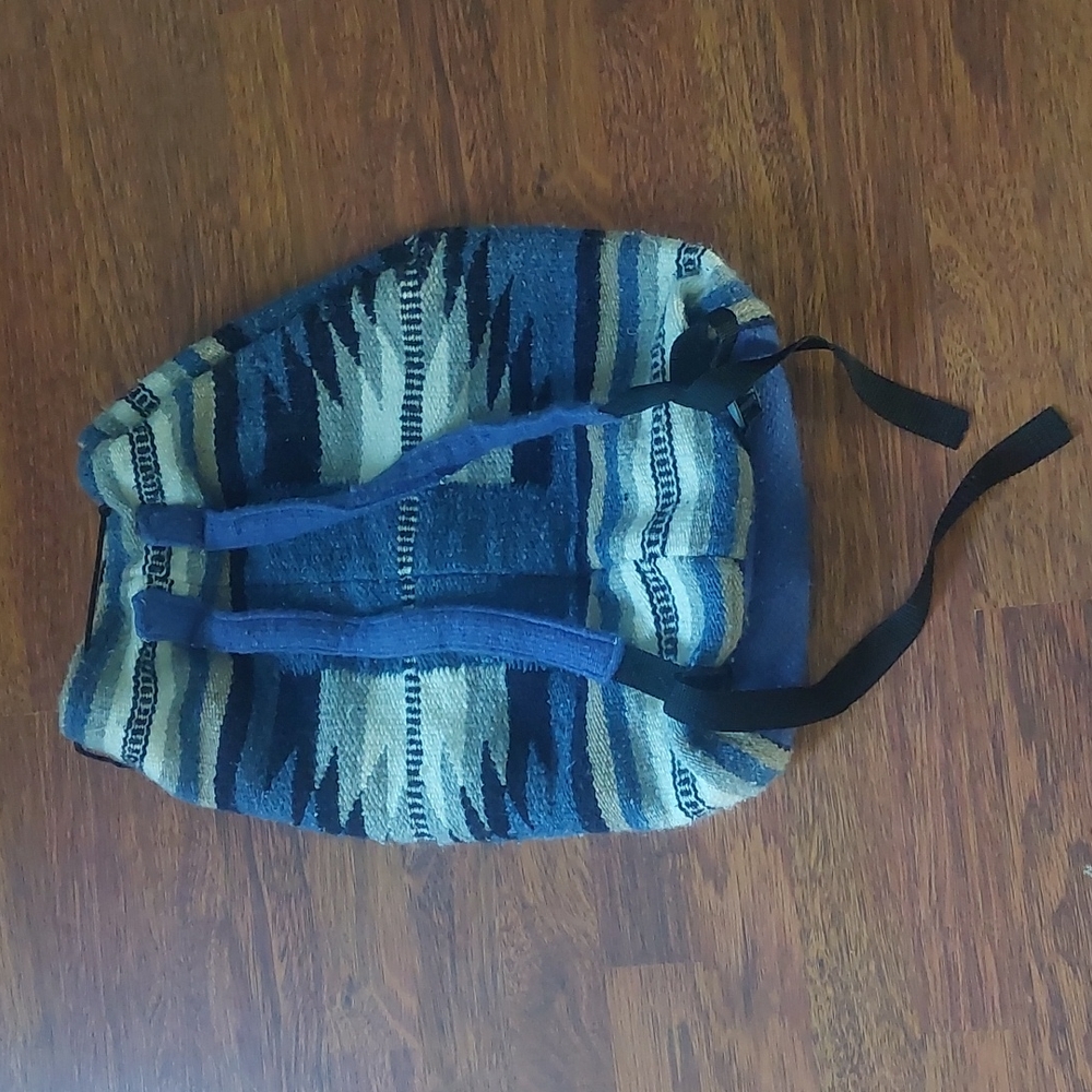 Backpack‎ - Picture 5 of 8